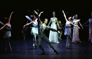 Il Sogno di Balanchine dalla Scala a Ravenna Festival con l'toile Roberto Bolle